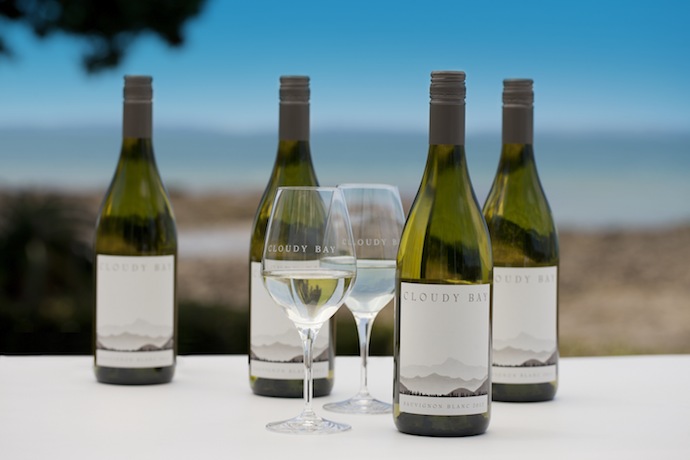 Buy Cloudy Bay wine online - delivery throughout Europe